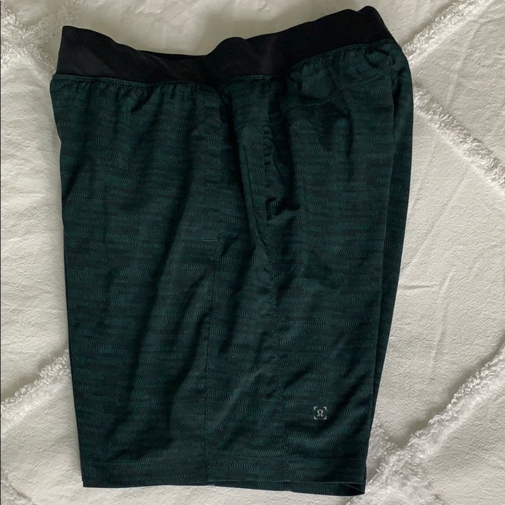 Men’s Lululemon shorts